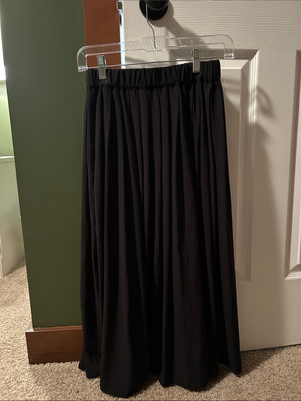 H&M Black Maxi Skirt with Elastic Waistband